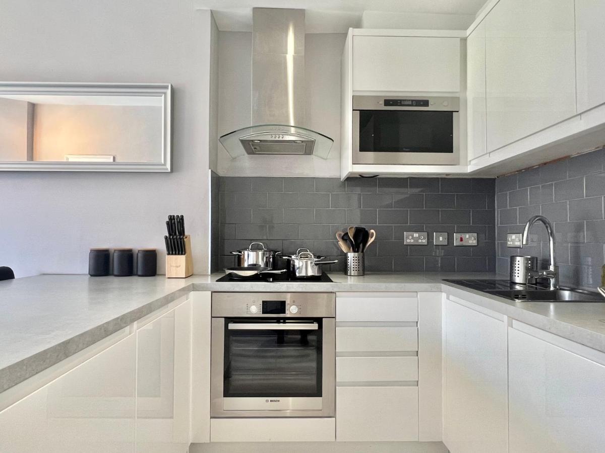 2 Bedroom Apartment In South Hampstead London Exterior photo